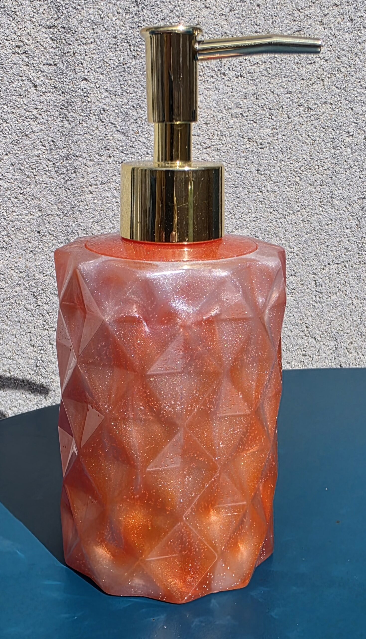 Distributeur de savon rond – Image 2